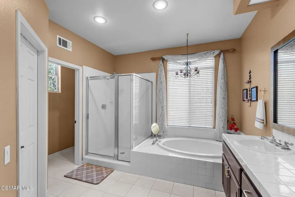4317 Timberdale Road Moorpark, CA 93021
