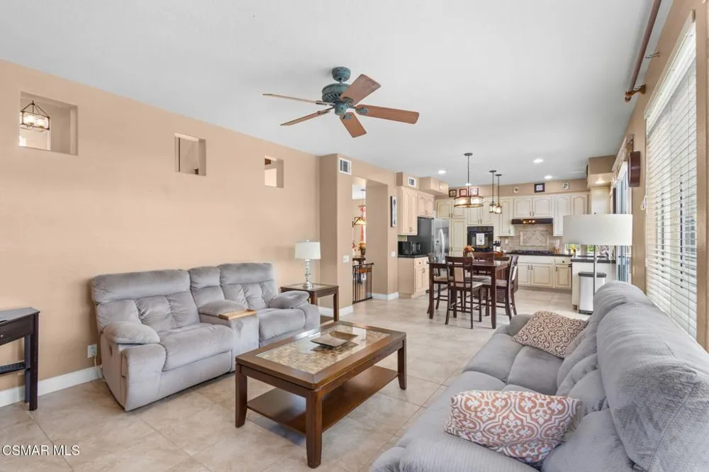 4317 Timberdale Road Moorpark, CA 93021