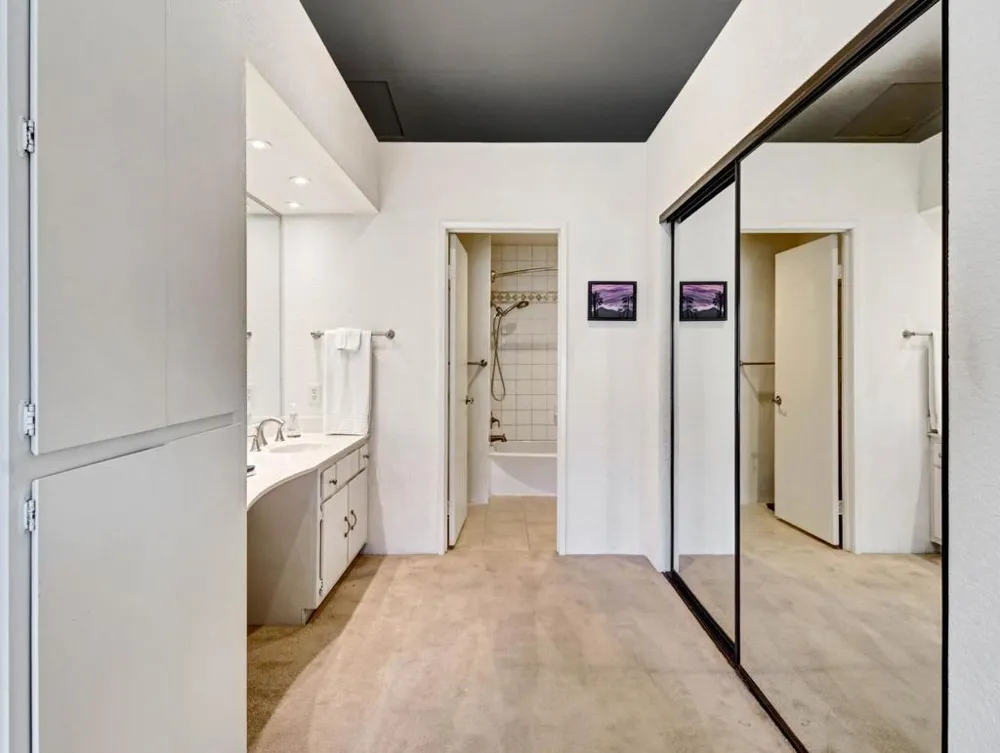 2701 E Mesquite Avenue #W108 Palm Springs, CA 92264