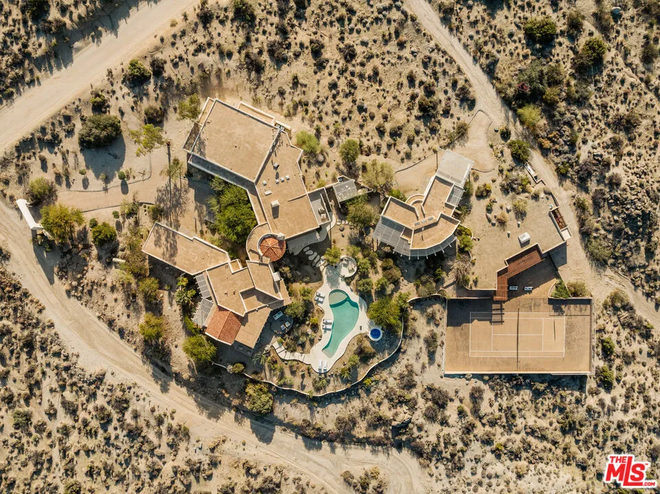 57425 Palm Seco Circle Palm Desert, CA 92561