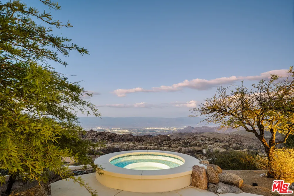 57425 Palm Seco Circle Palm Desert, CA 92561