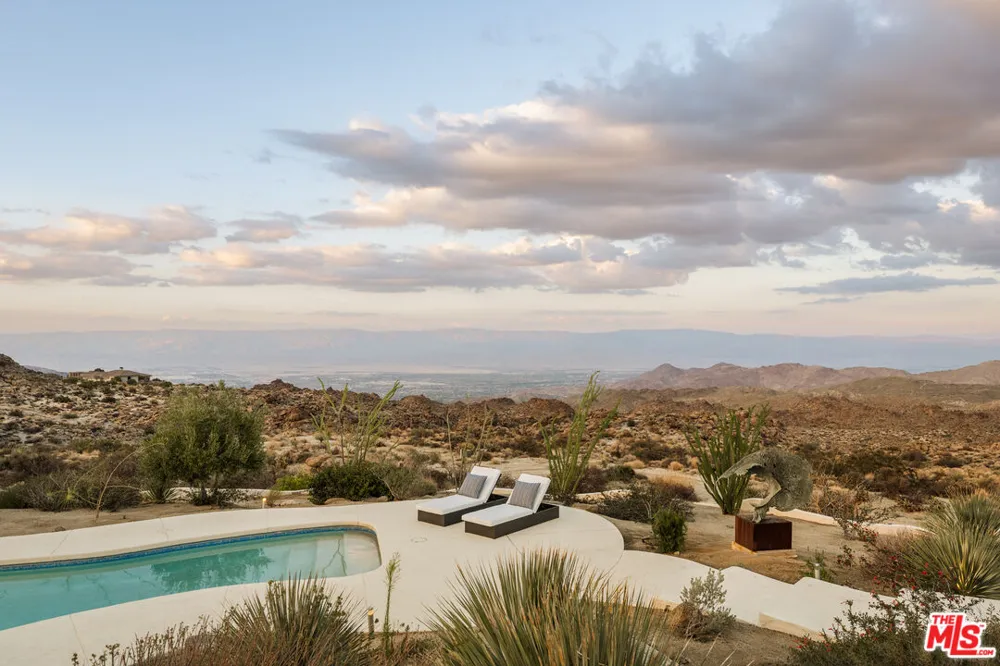 57425 Palm Seco Circle Palm Desert, CA 92561