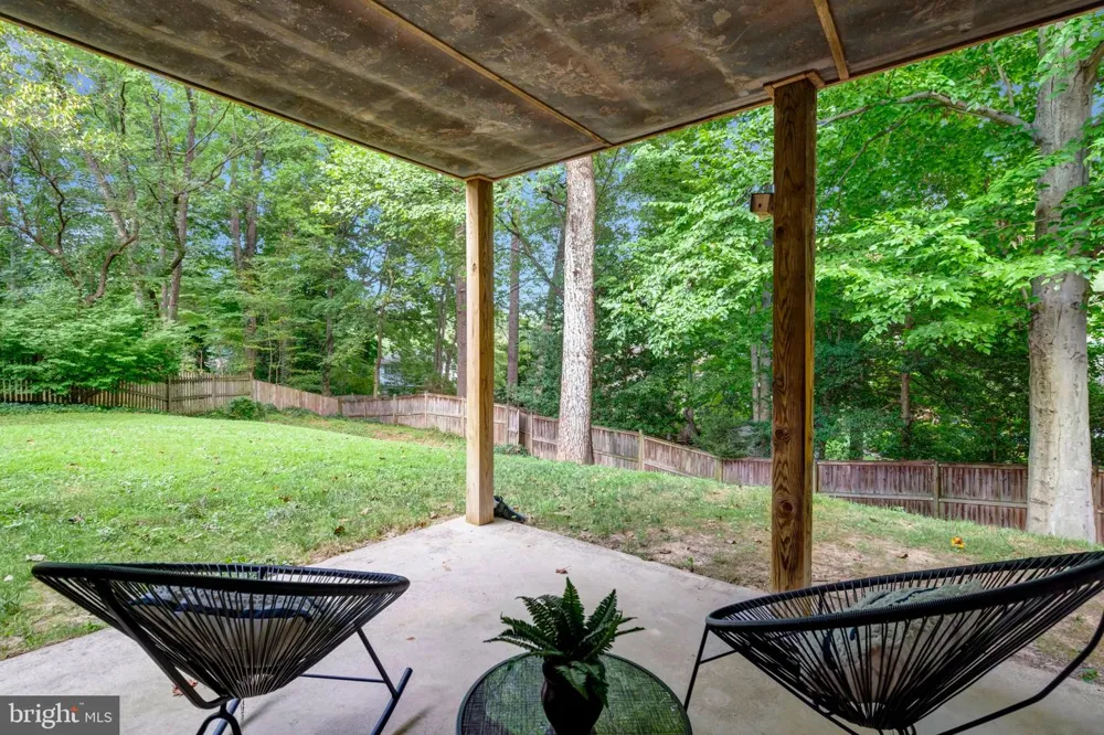 5211 ELLINGTON COURT Fairfax, VA 22032