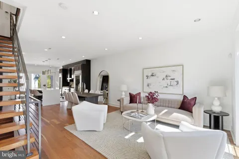 3320 NEW HAMPSHIRE AVENUE NW #2