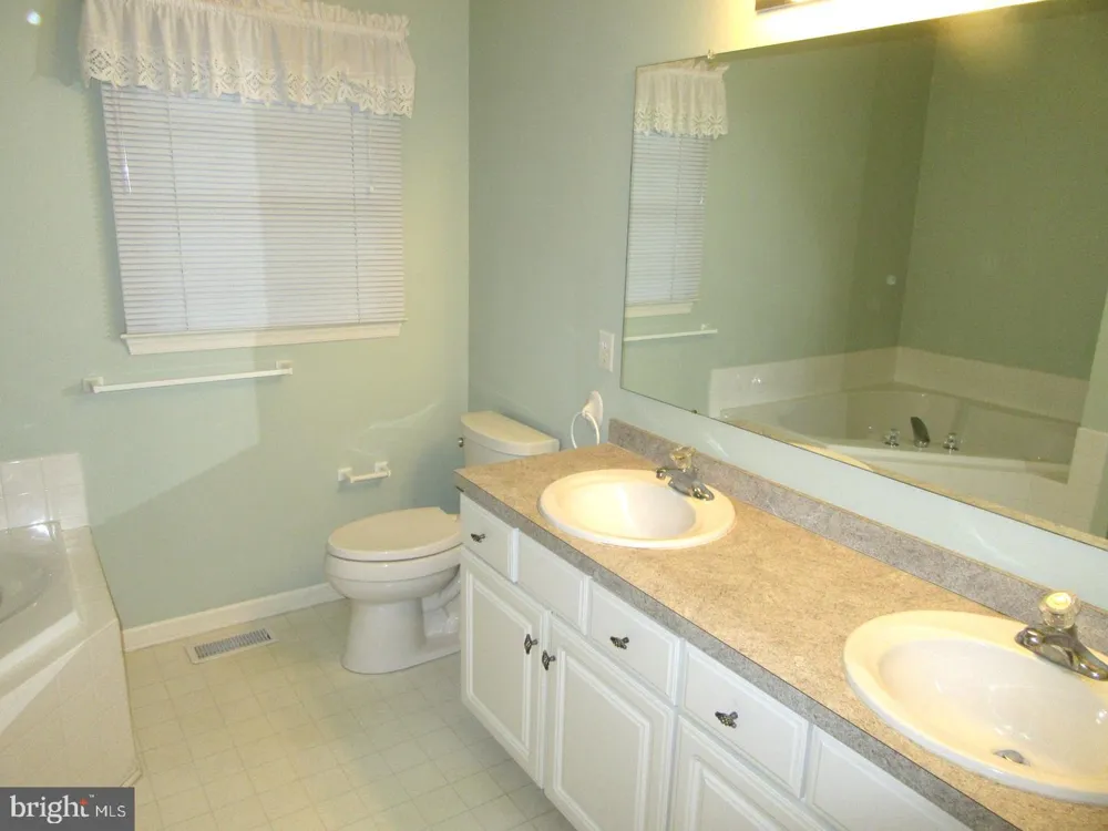 213 MEGAN DRIVE Bear, DE 19701