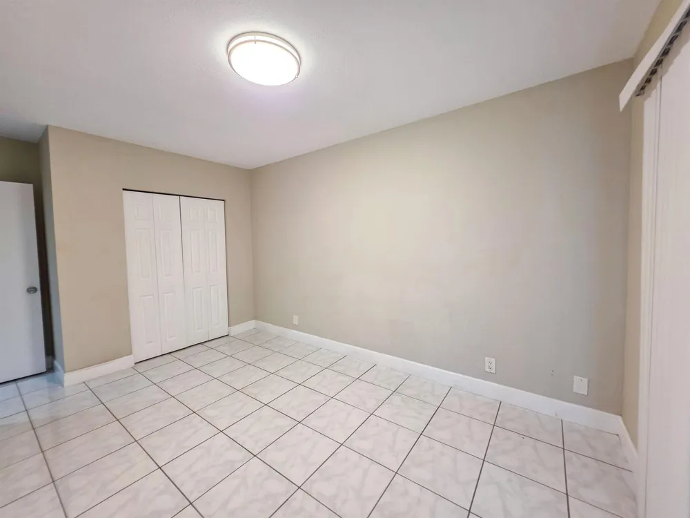 6289 Lear Drive #203 Lake Worth, FL 33462