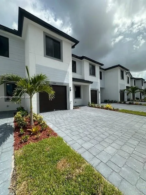 19109 SW 344th Ter #19109 Homestead, FL 33034