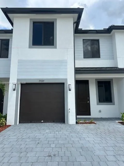 19109 SW 344th Ter #19109 Homestead, FL 33034