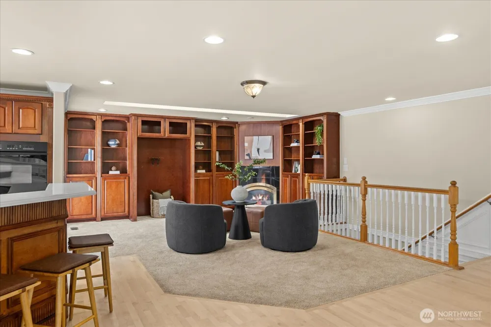 1512 9th Avenue Edmonds, WA 98020