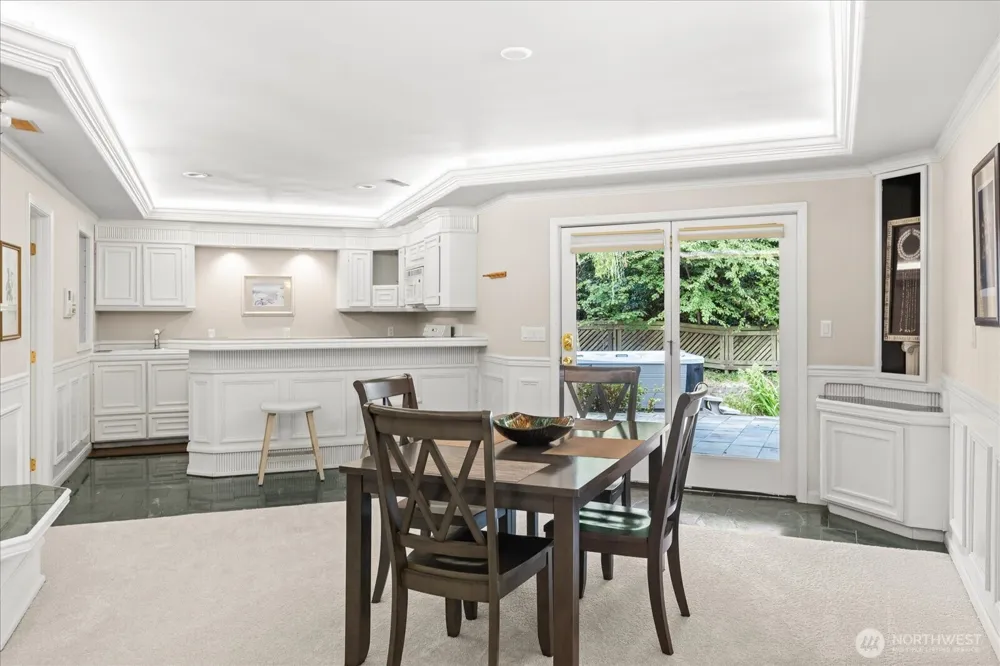 1512 9th Avenue Edmonds, WA 98020