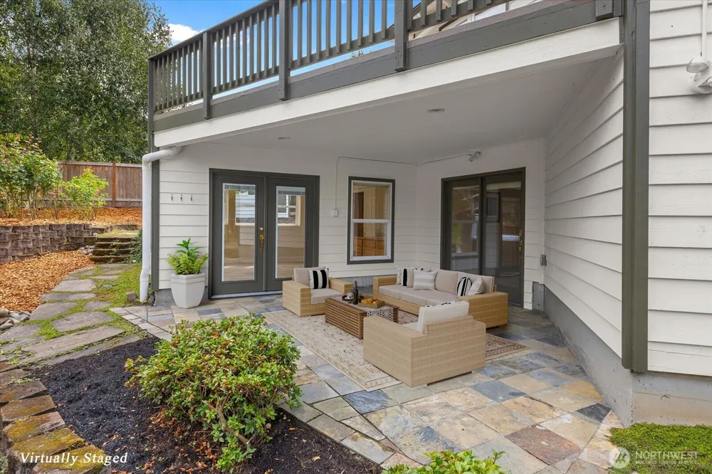 1512 9th Avenue Edmonds, WA 98020