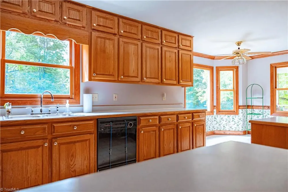4003 Blumenthal Road Greensboro, NC 27406