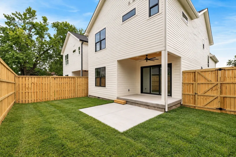 806 Newhall Dr Nashville, TN 37206