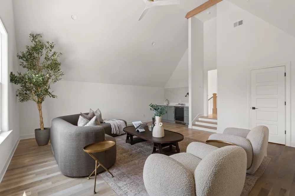 806 Newhall Dr Nashville, TN 37206