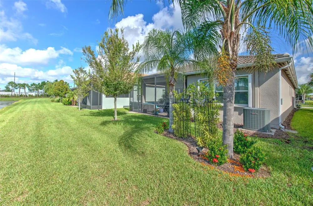4836 SEVILLA SHORES DRIVE Wimauma, FL 33598