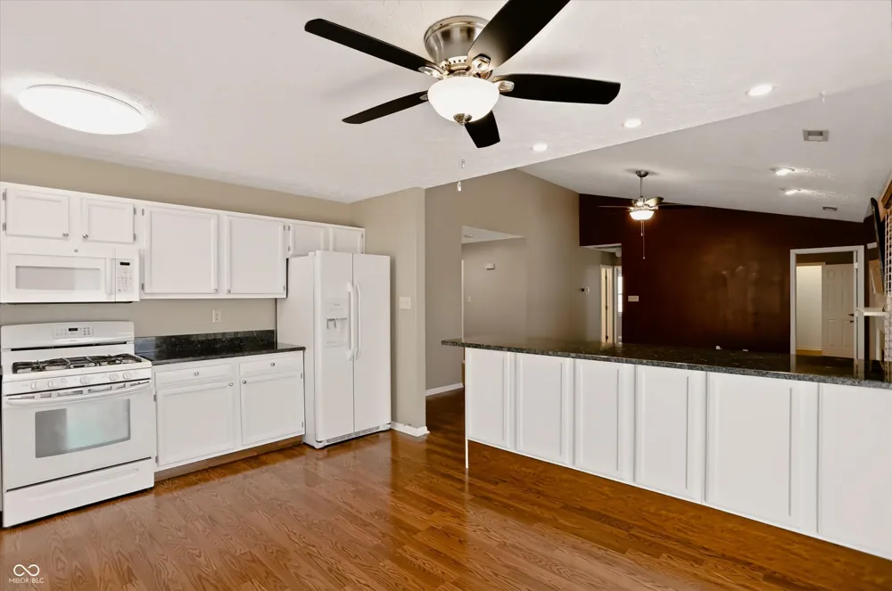 4235 Tarragon Drive Indianapolis, IN 46237