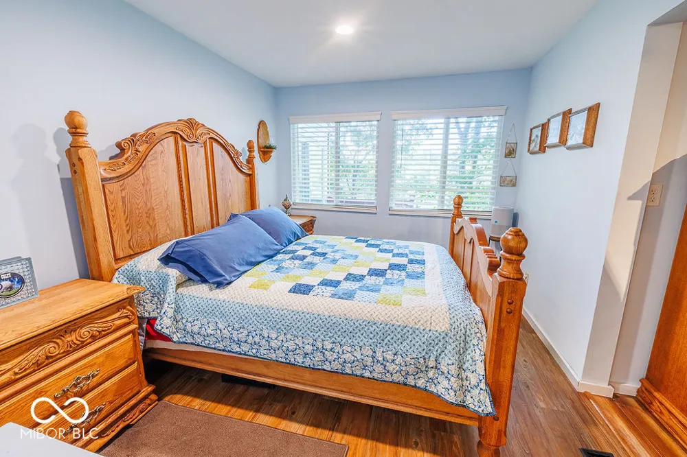 5154 Yellow Finch Way Gosport, IN 47433