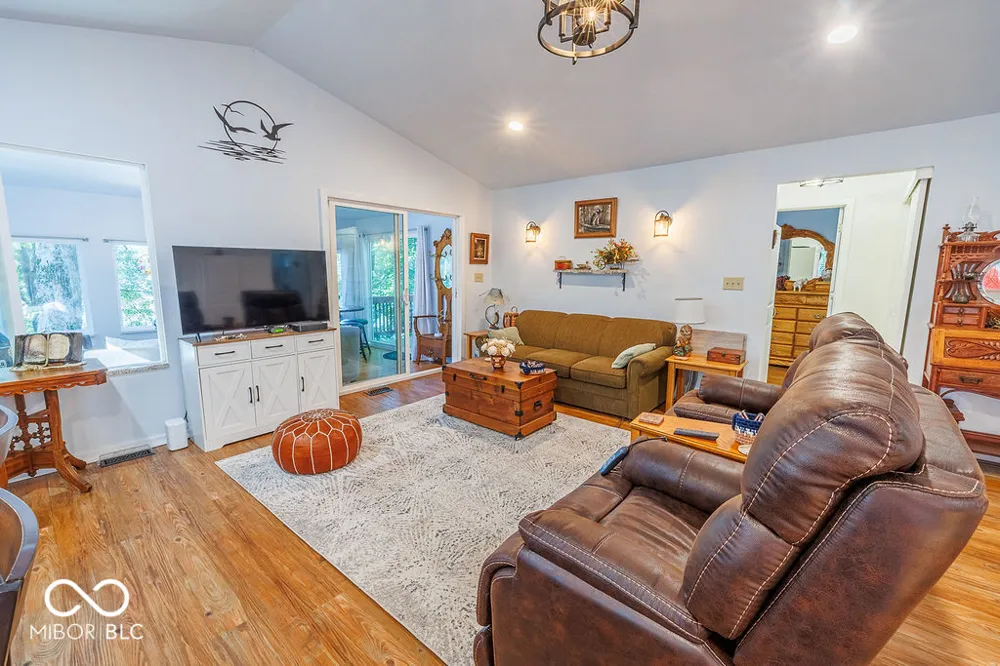 5154 Yellow Finch Way Gosport, IN 47433