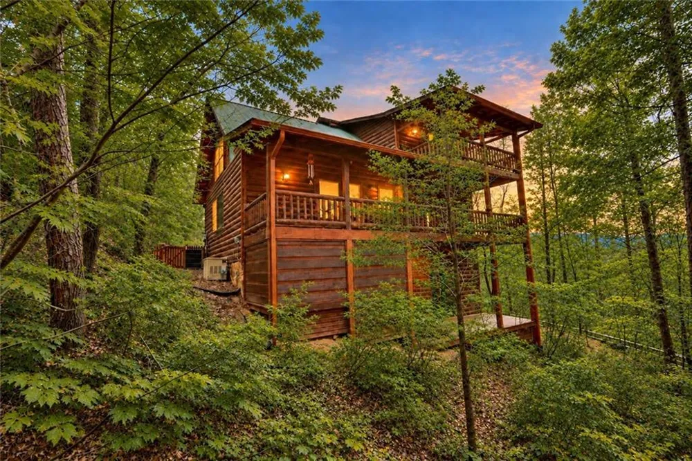112 Seneca Drive Ellijay, GA 30540