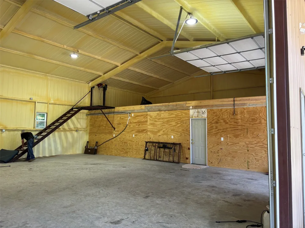 1368 County Road 45080 Powderly, TX 75473