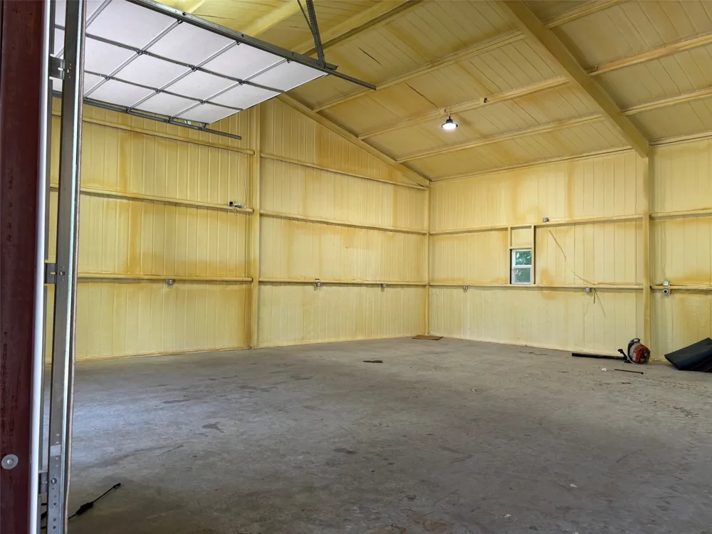 1368 County Road 45080 Powderly, TX 75473