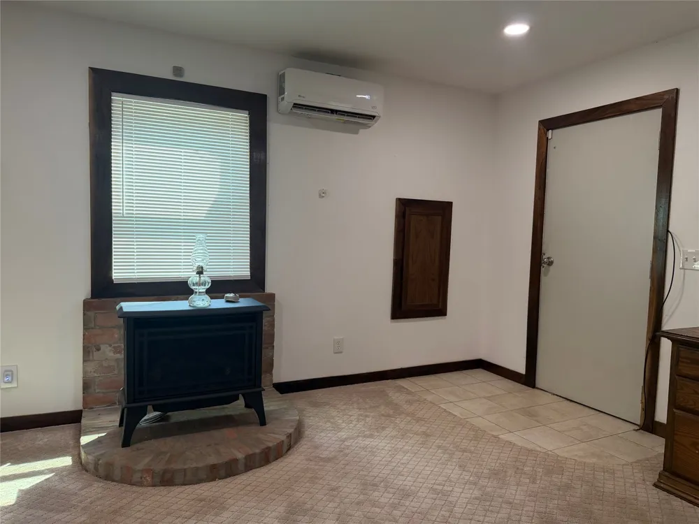 1368 County Road 45080 Powderly, TX 75473