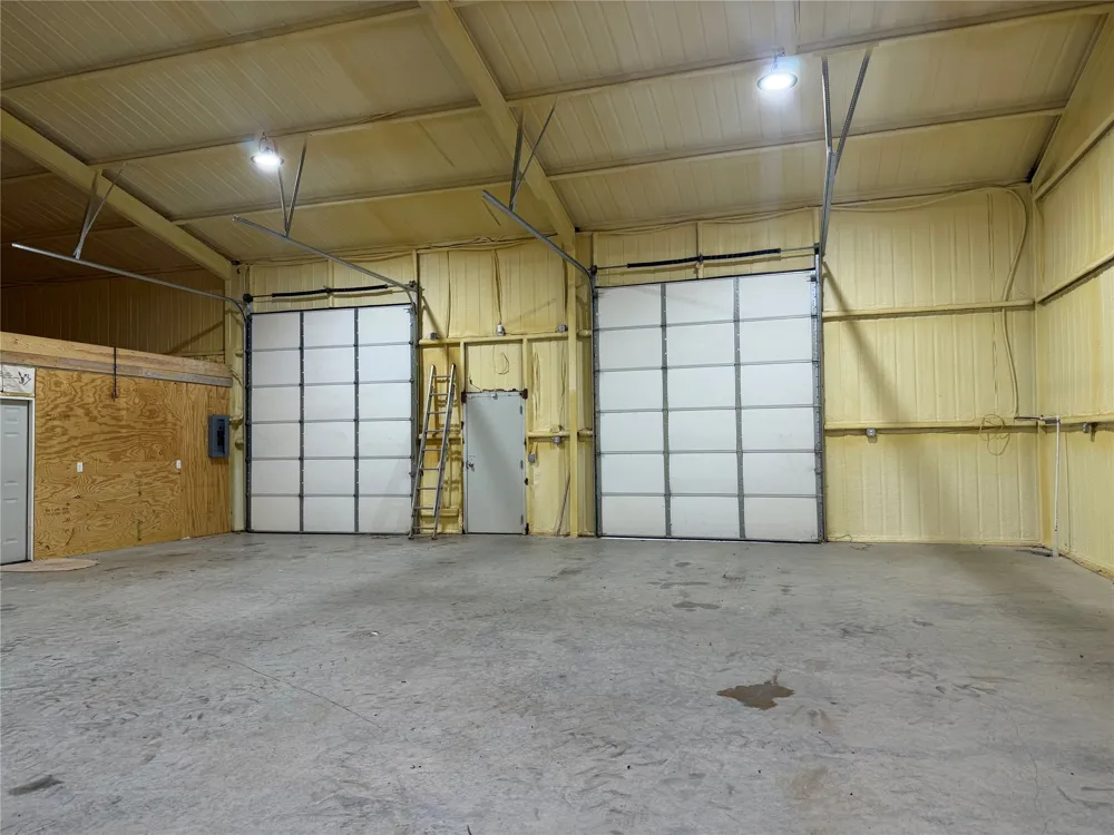 1368 County Road 45080 Powderly, TX 75473