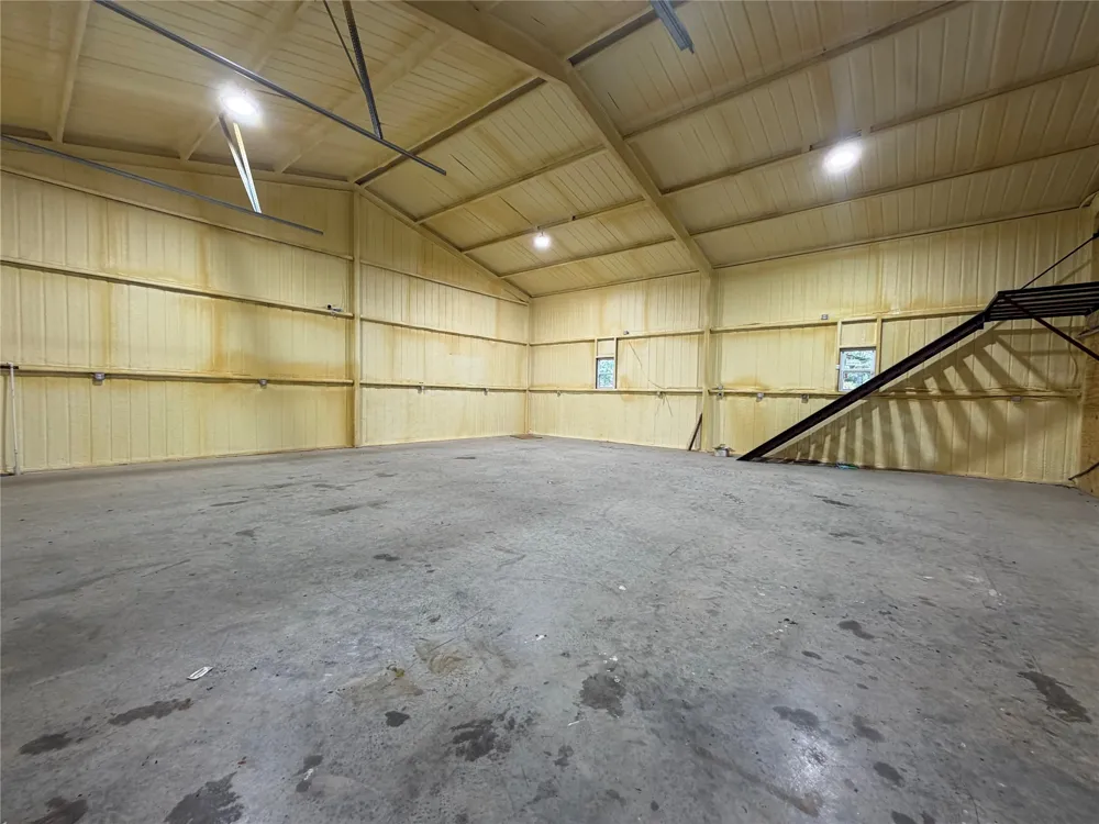 1368 County Road 45080 Powderly, TX 75473