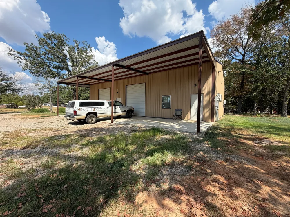 1368 County Road 45080 Powderly, TX 75473