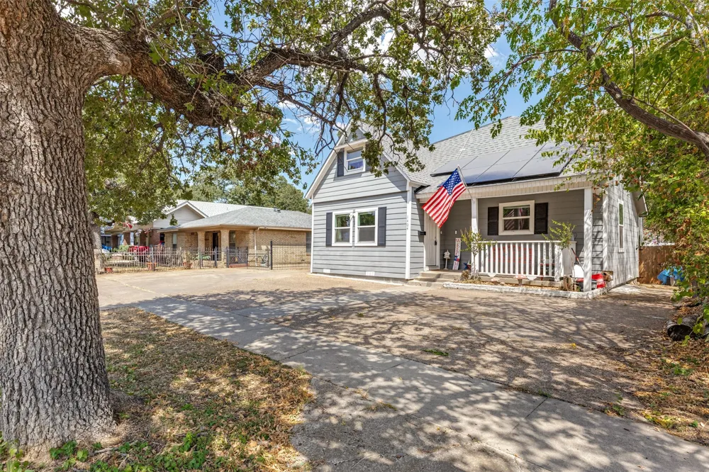 1404 Clinton Avenue Fort Worth, TX 76164