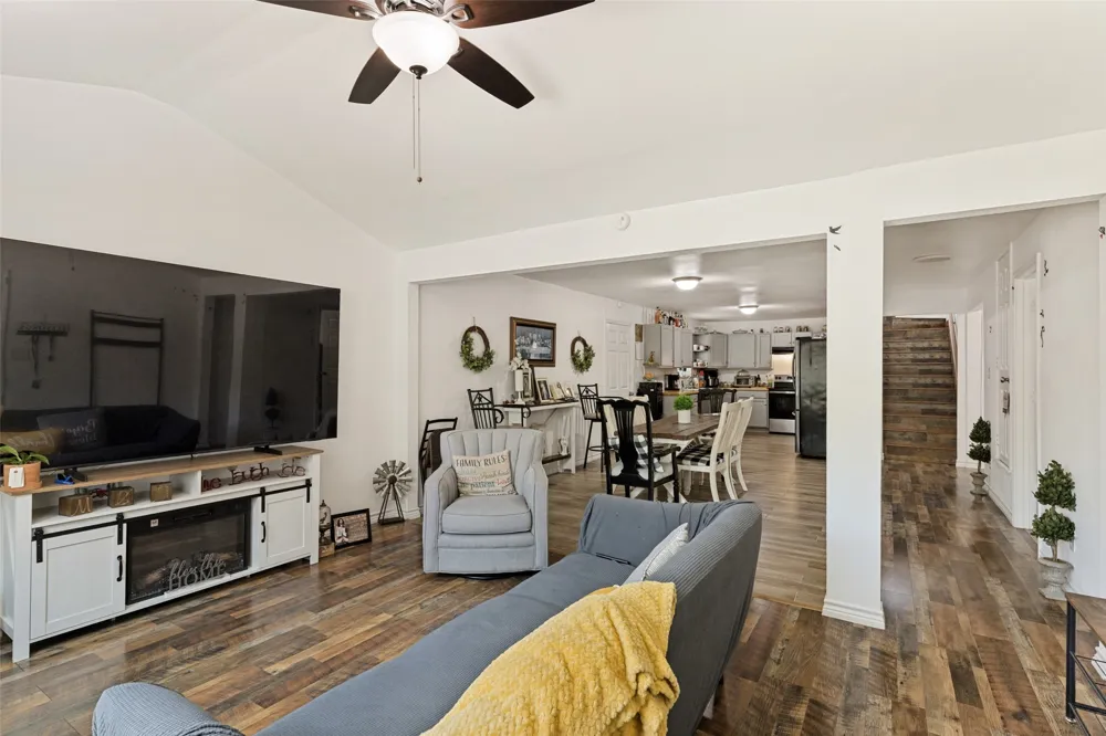 1404 Clinton Avenue Fort Worth, TX 76164