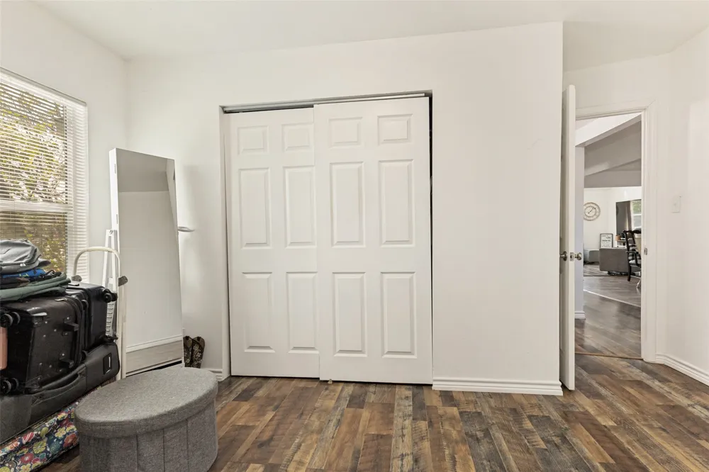 1404 Clinton Avenue Fort Worth, TX 76164