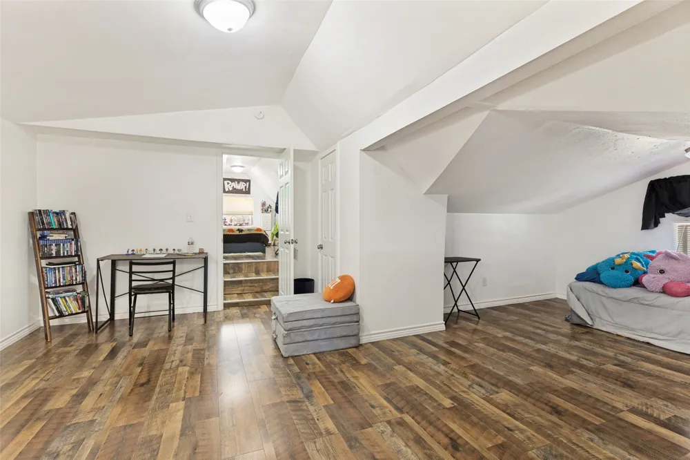 1404 Clinton Avenue Fort Worth, TX 76164