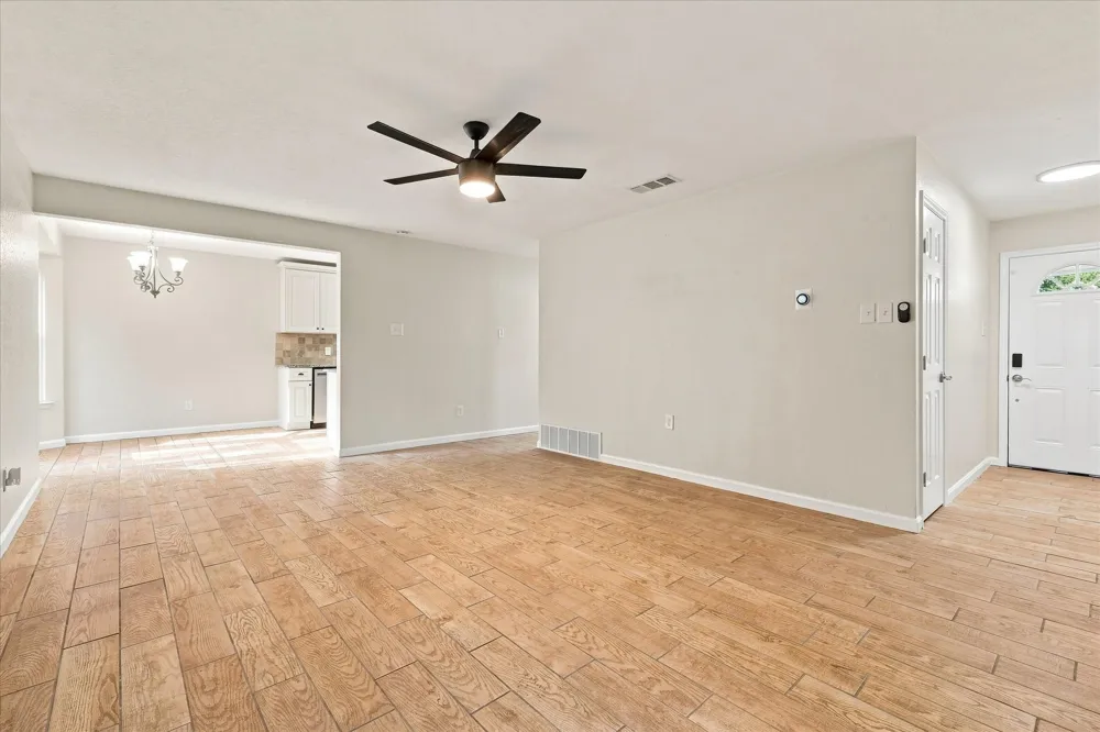 6008 Martha Drive Watauga, TX 76148