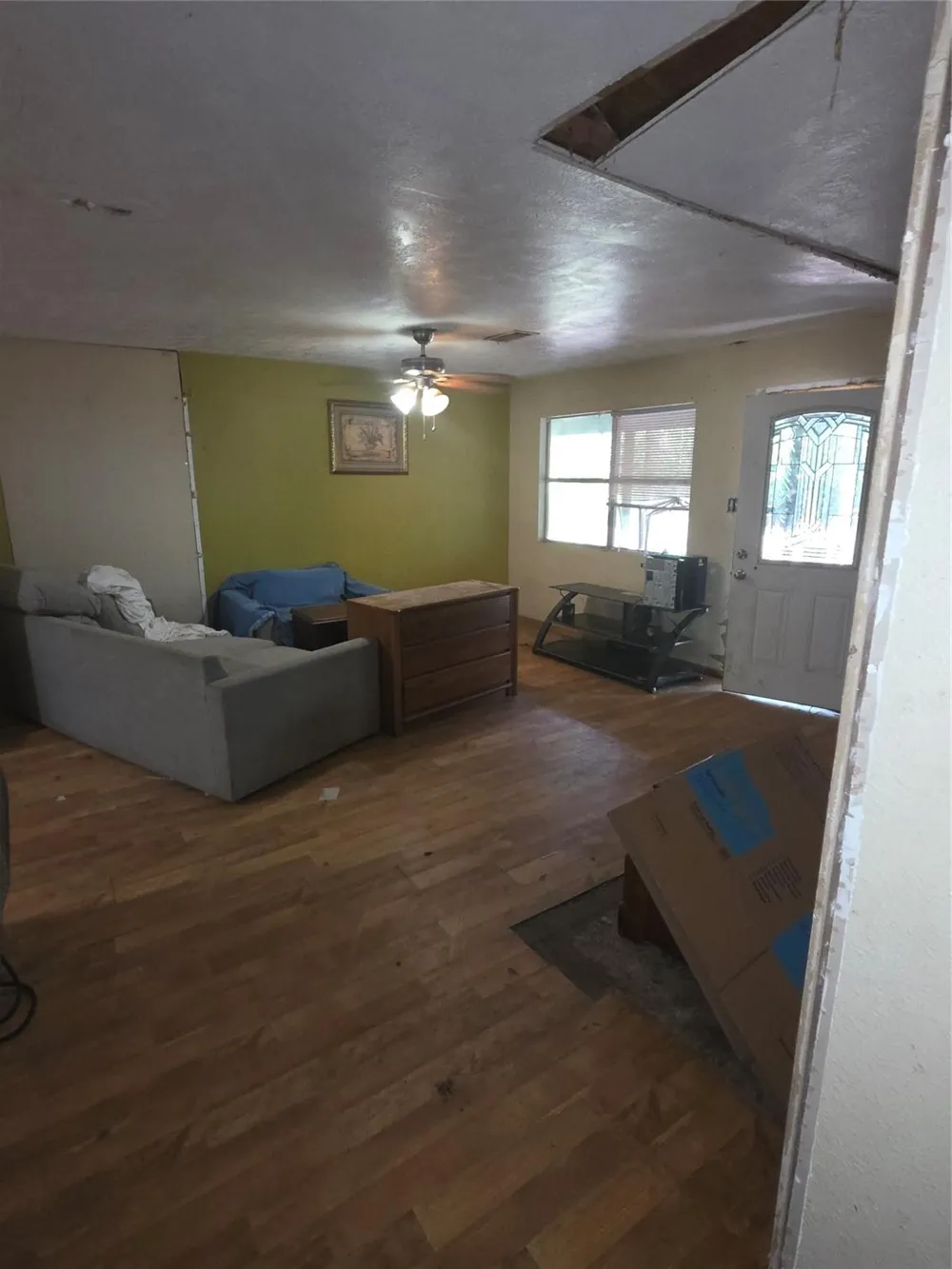 40 Hall Drive Montgomery, TX 77316