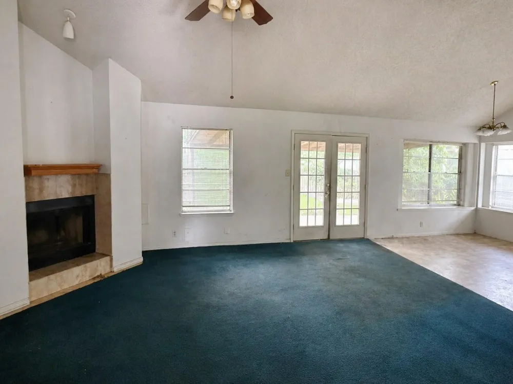 14611 Highland Ridge San Antonio, TX 78233