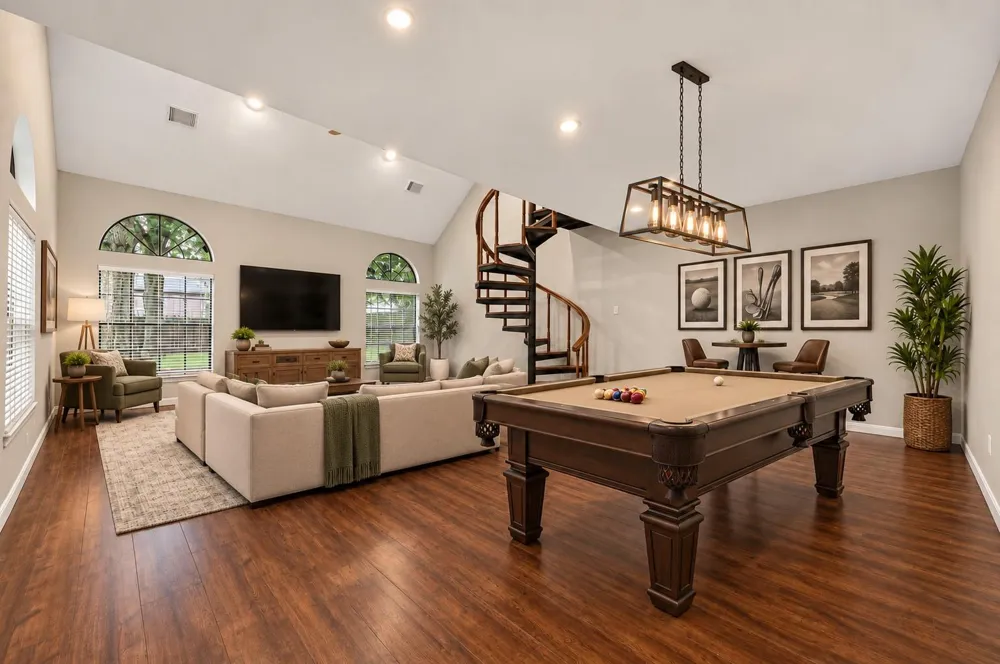 16405 Smith Street Jersey Village, TX 77040