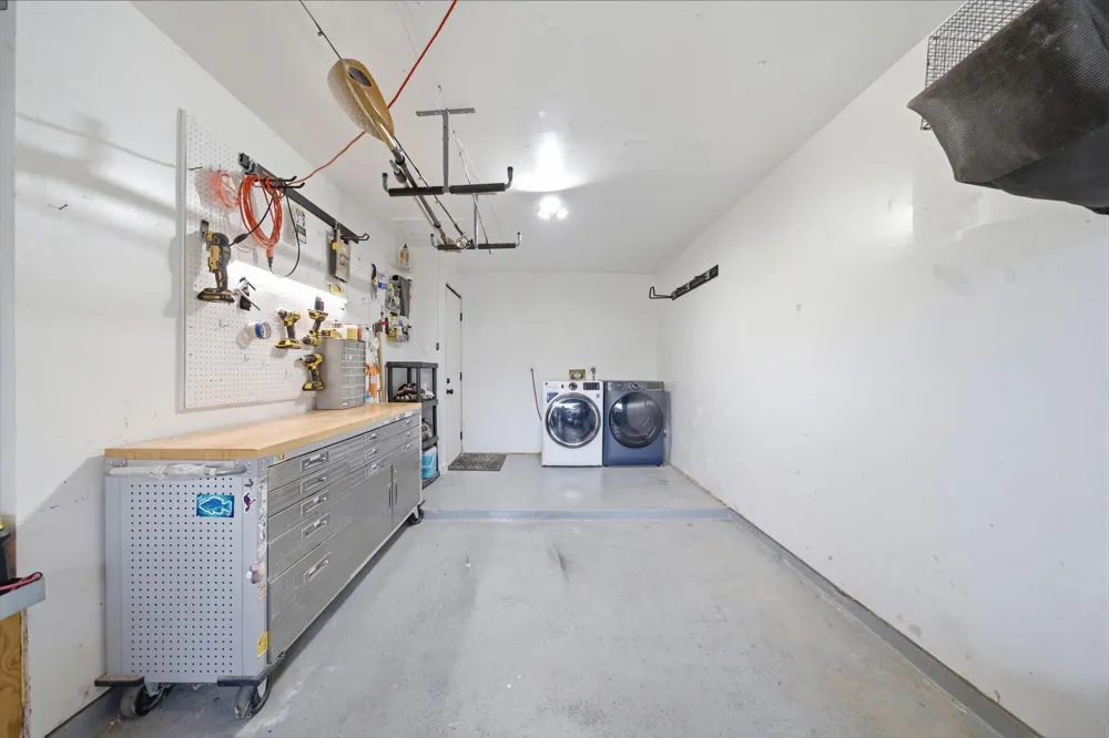 2814 Custer Drive League City, TX 77573