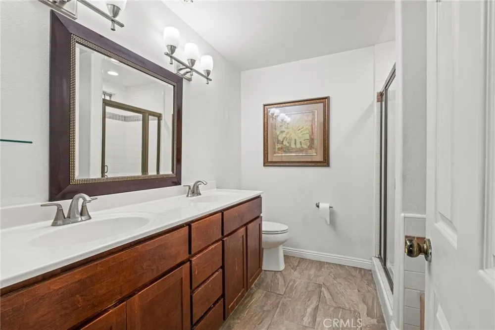 5048 W 121st Street Hawthorne, CA 90250