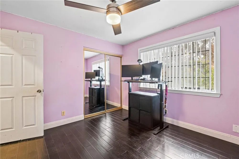 5048 W 121st Street Hawthorne, CA 90250