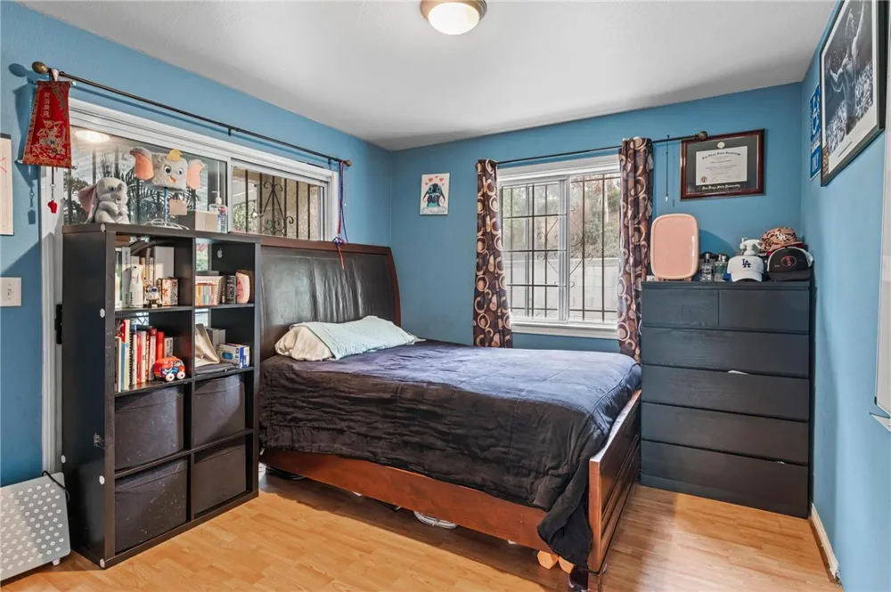 5048 W 121st Street Hawthorne, CA 90250