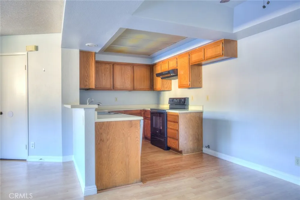 3 Carriage Pomona, CA 91766