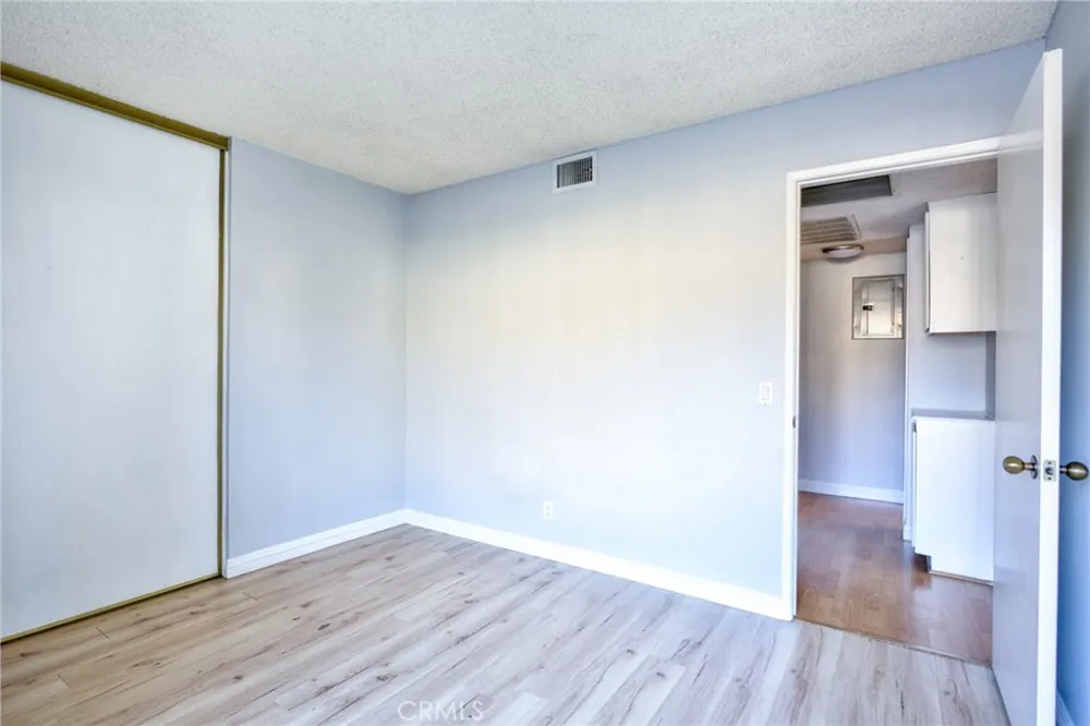 3 Carriage Pomona, CA 91766