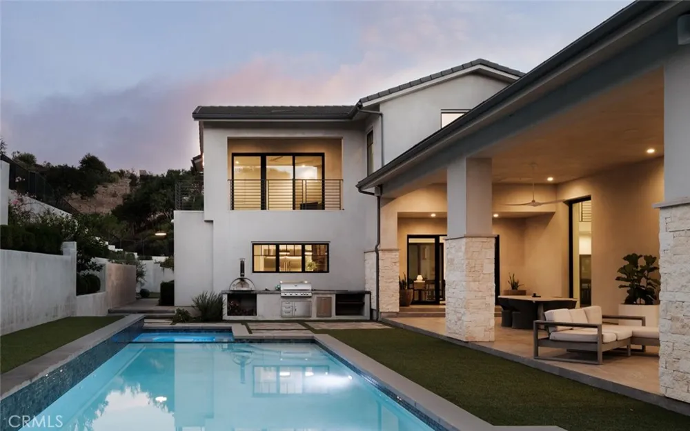 19892 Summit Trail Road Trabuco Canyon, CA 92679