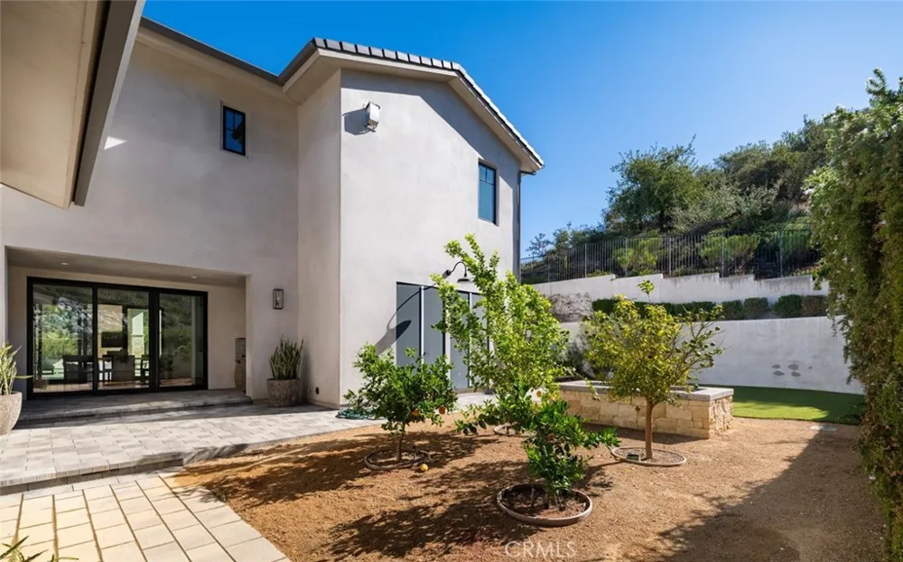 19892 Summit Trail Road Trabuco Canyon, CA 92679