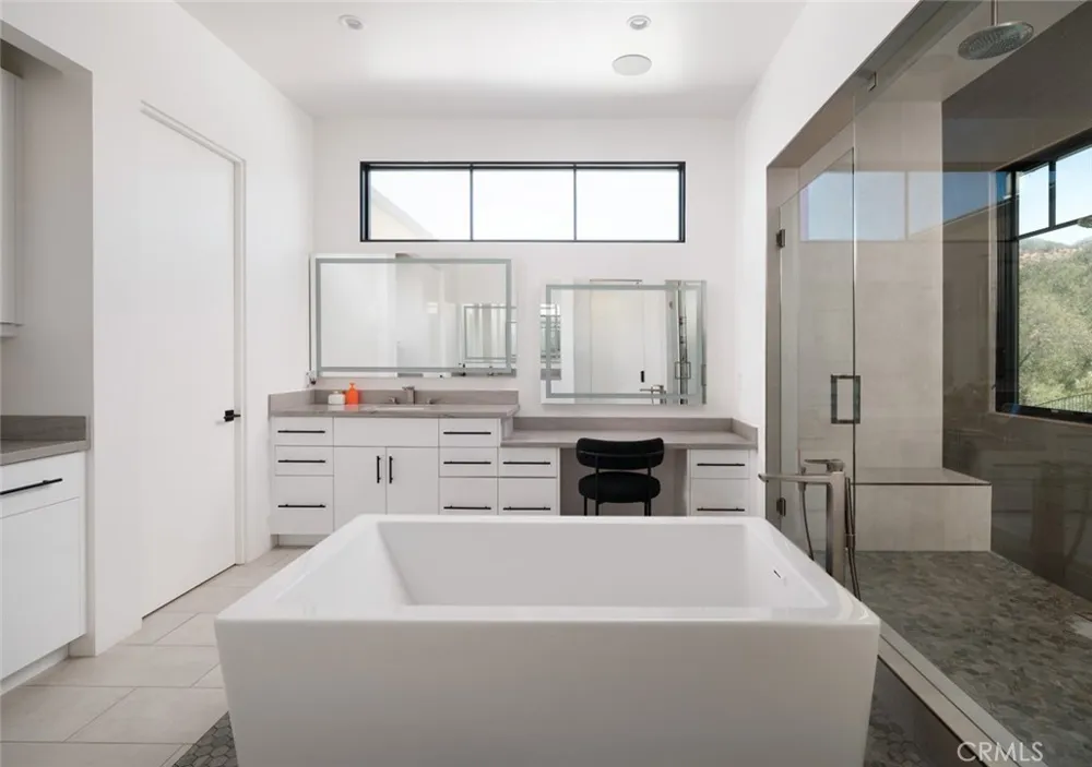 19892 Summit Trail Road Trabuco Canyon, CA 92679