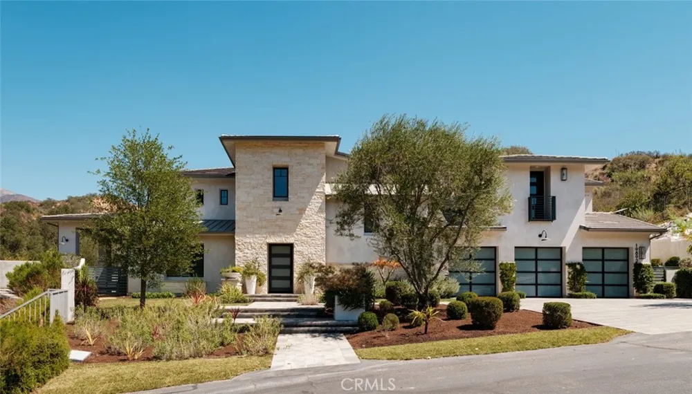 19892 Summit Trail Road Trabuco Canyon, CA 92679