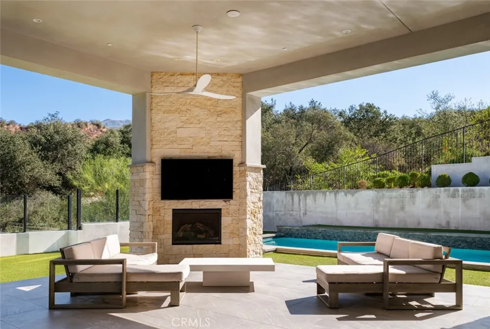 19892 Summit Trail Road Trabuco Canyon, CA 92679