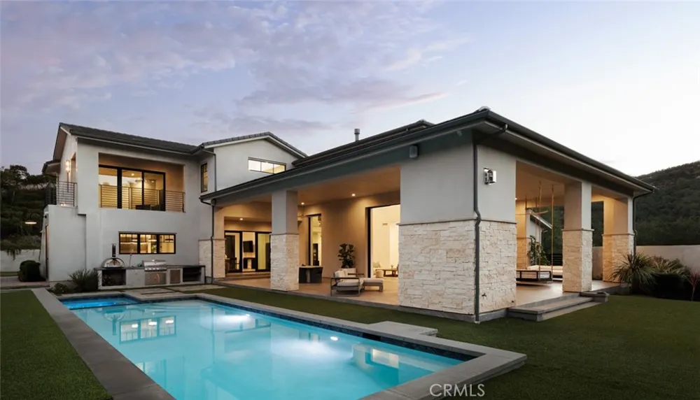 19892 Summit Trail Road Trabuco Canyon, CA 92679