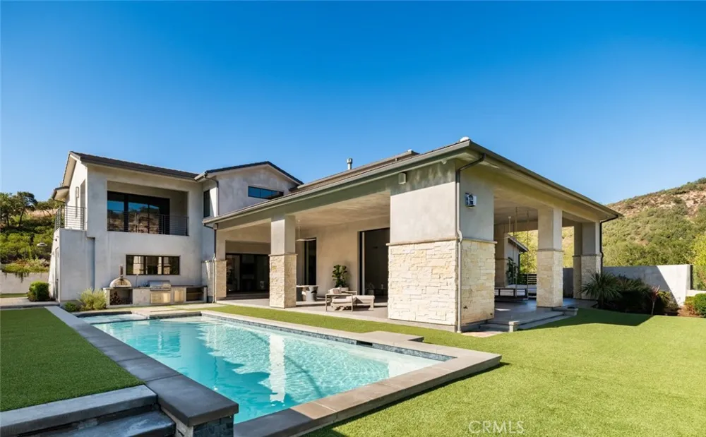 19892 Summit Trail Road Trabuco Canyon, CA 92679
